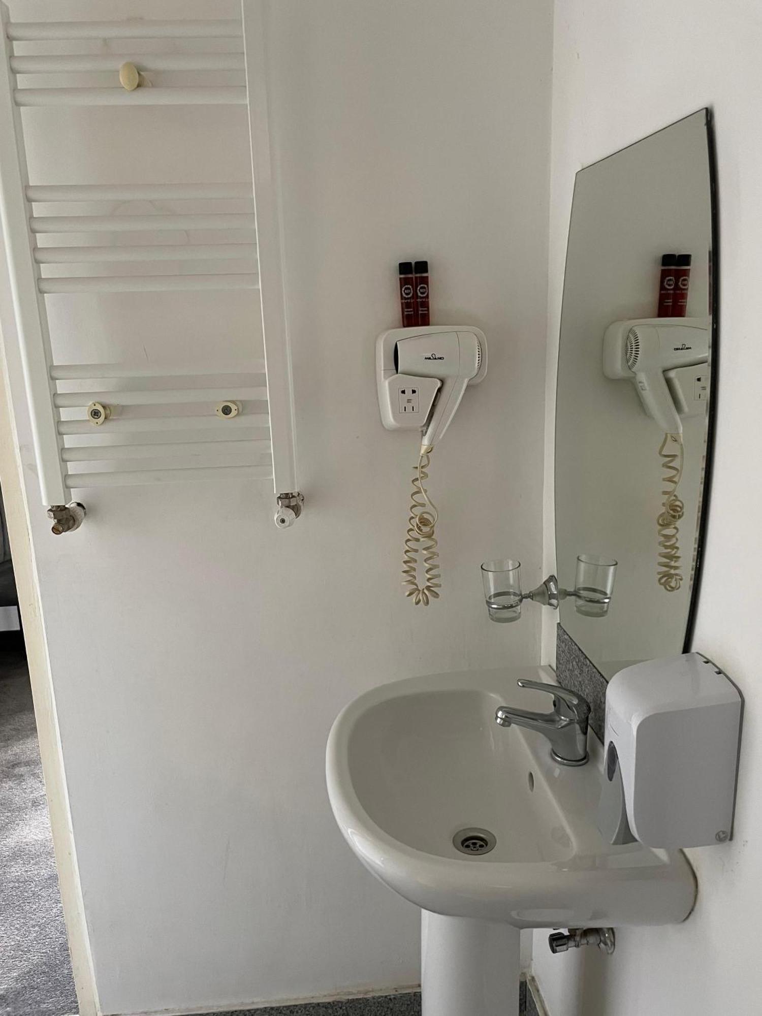 Hotel Vitan273 بوخارست المظهر الخارجي الصورة