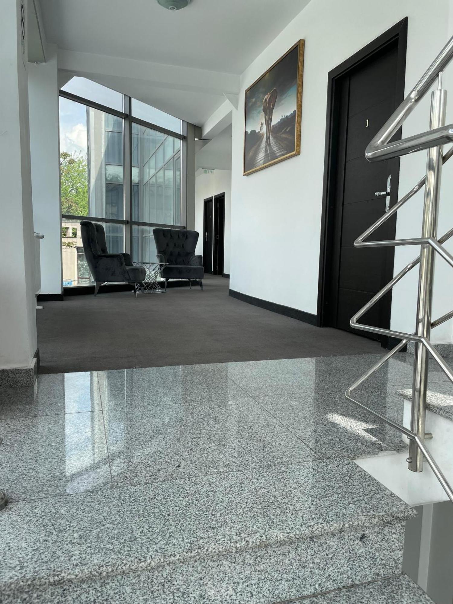 Hotel Vitan273 بوخارست المظهر الخارجي الصورة