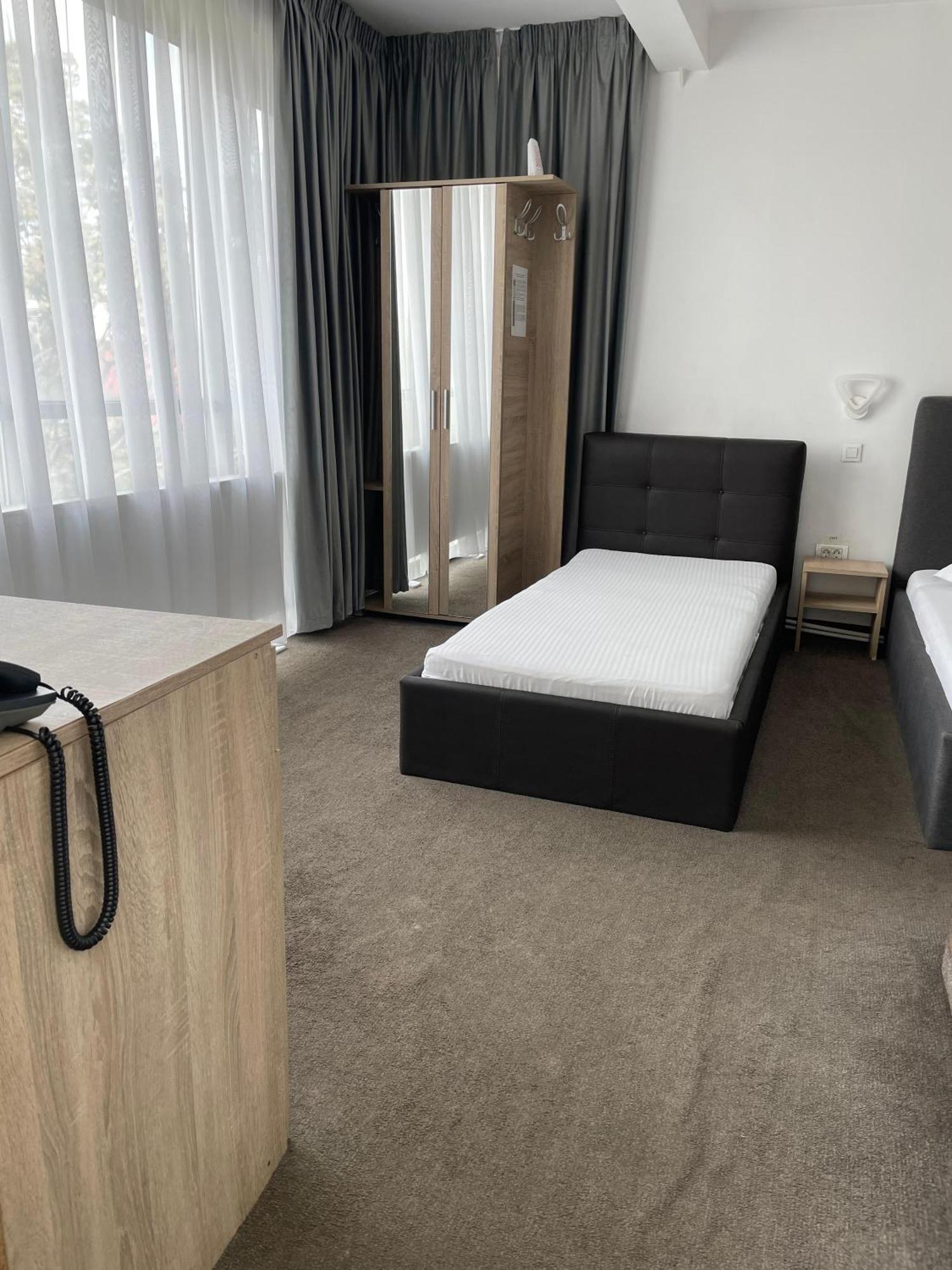 Hotel Vitan273 بوخارست المظهر الخارجي الصورة