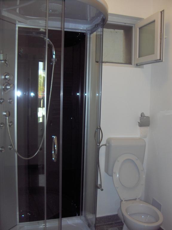 Hotel Vitan273 بوخارست المظهر الخارجي الصورة